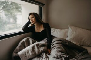 Trauma Bonding in Betrayal Trauma: Why You Can’t Leave Despite the Pain